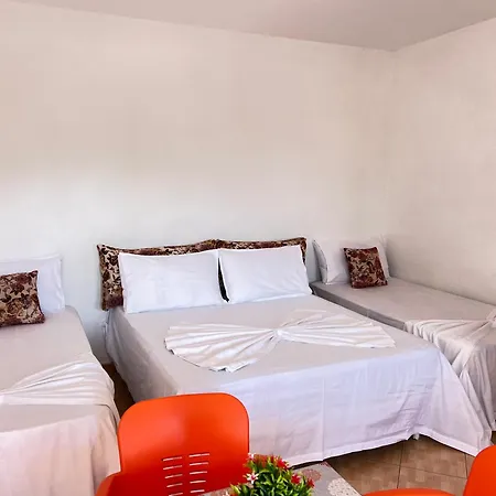 Mani 2 Hotel Velipojë