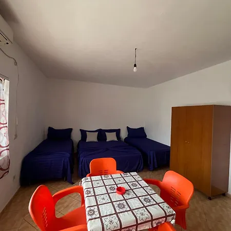 Mani 2 Hotel Velipojë