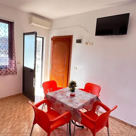Hotel Mani 2 3*