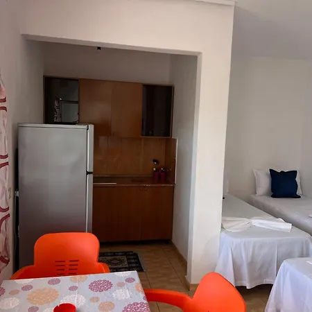 Mani 2 Hotel 3*